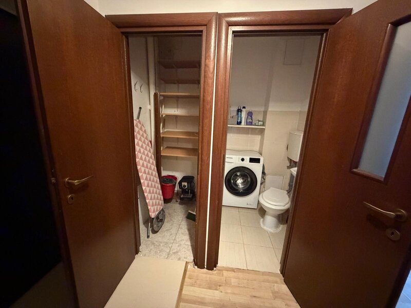 Baba Novac, langa Parc IOR, Campia Libertatii, metrou Titan.